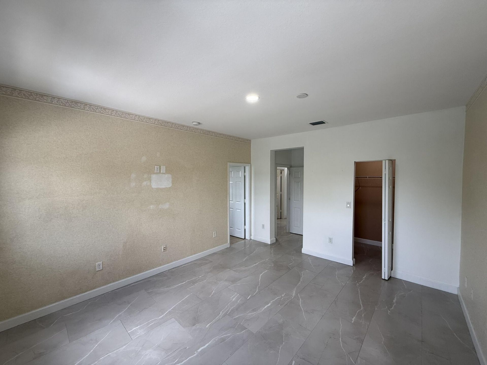 17042 SW 95th Terrace, Miami, FL 33196 Photo