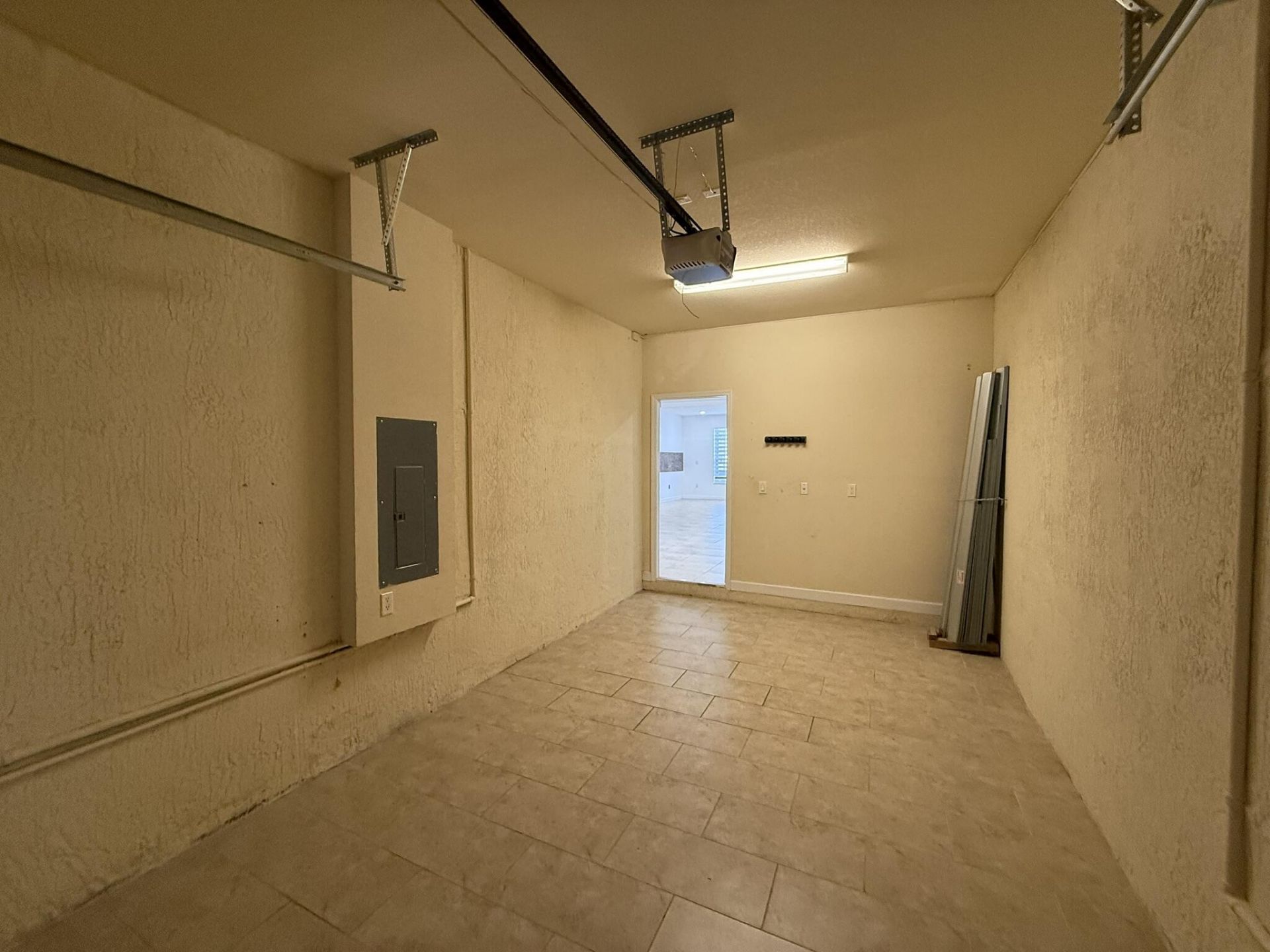 17042 SW 95th Terrace, Miami, FL 33196 Photo