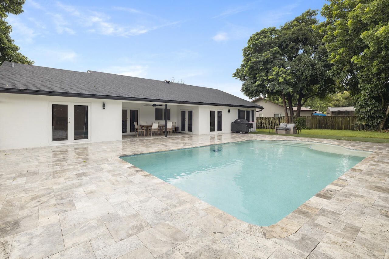 1145 Hickory Trail, Wellington, FL 33414 Photo