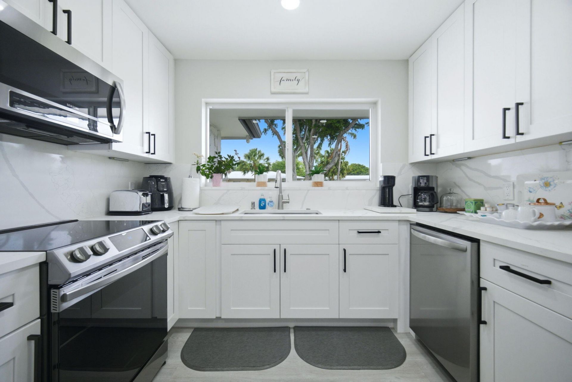 2740 SE 7th Street, Pompano Beach, FL 33062 Photo