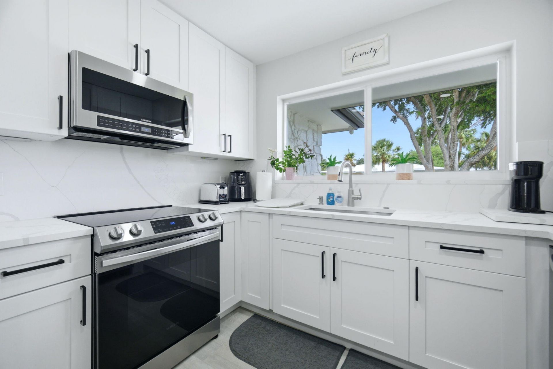 2740 SE 7th Street, Pompano Beach, FL 33062 Photo