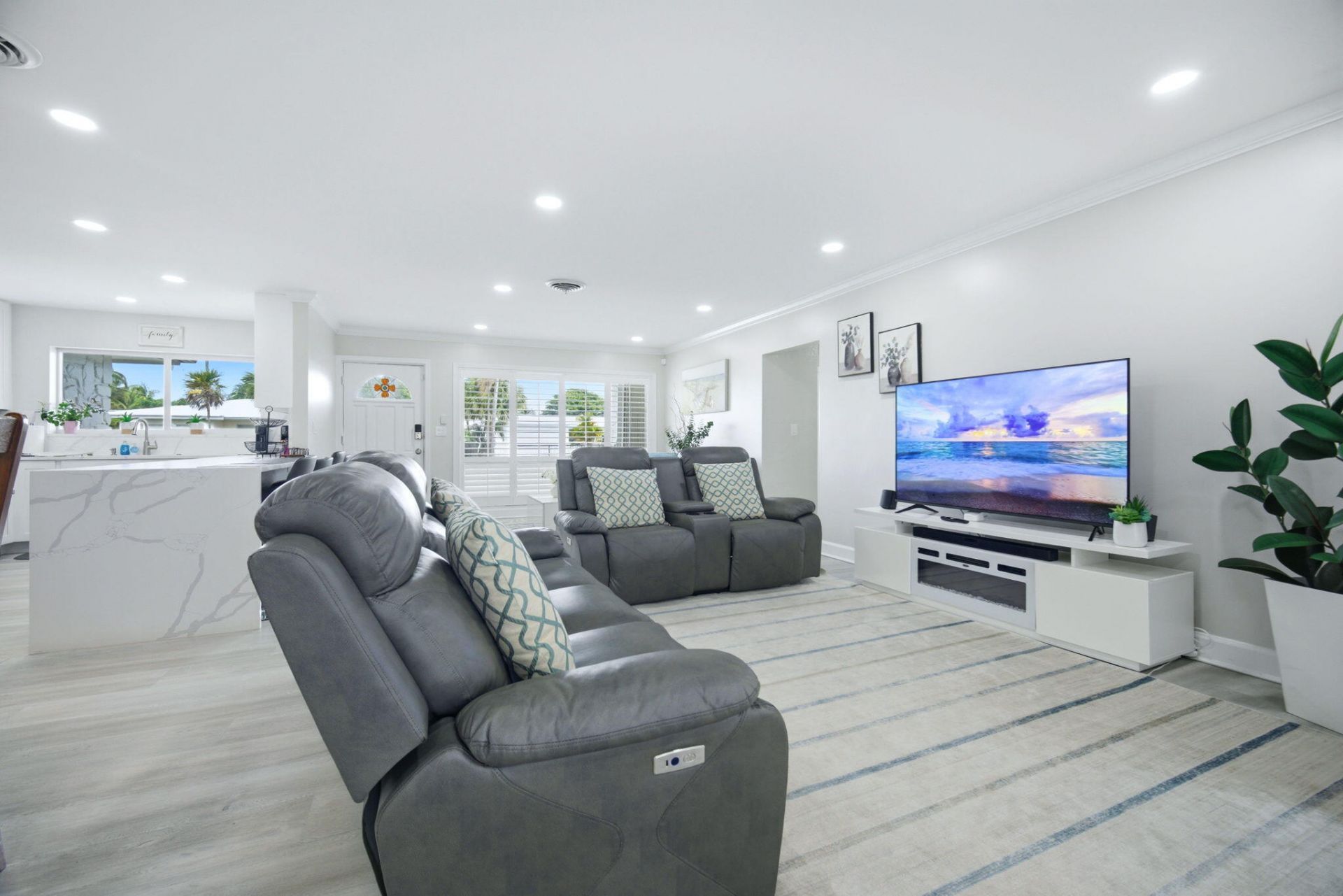 2740 SE 7th Street, Pompano Beach, FL 33062 Photo