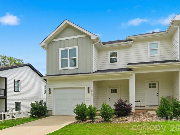 2957 Ross Avenue, Charlotte, NC 28208