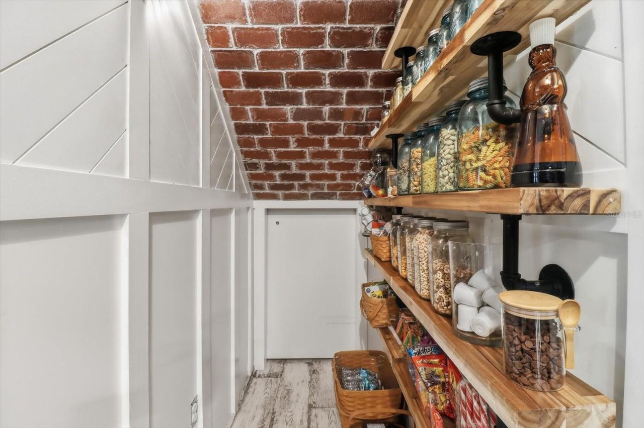 1637 SE Paradise Circle , Unit 204, Crystal River, FL 34429 Photo