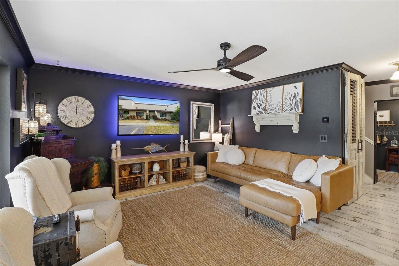 1637 SE Paradise Circle , Unit 204, Crystal River, FL 34429 Photo