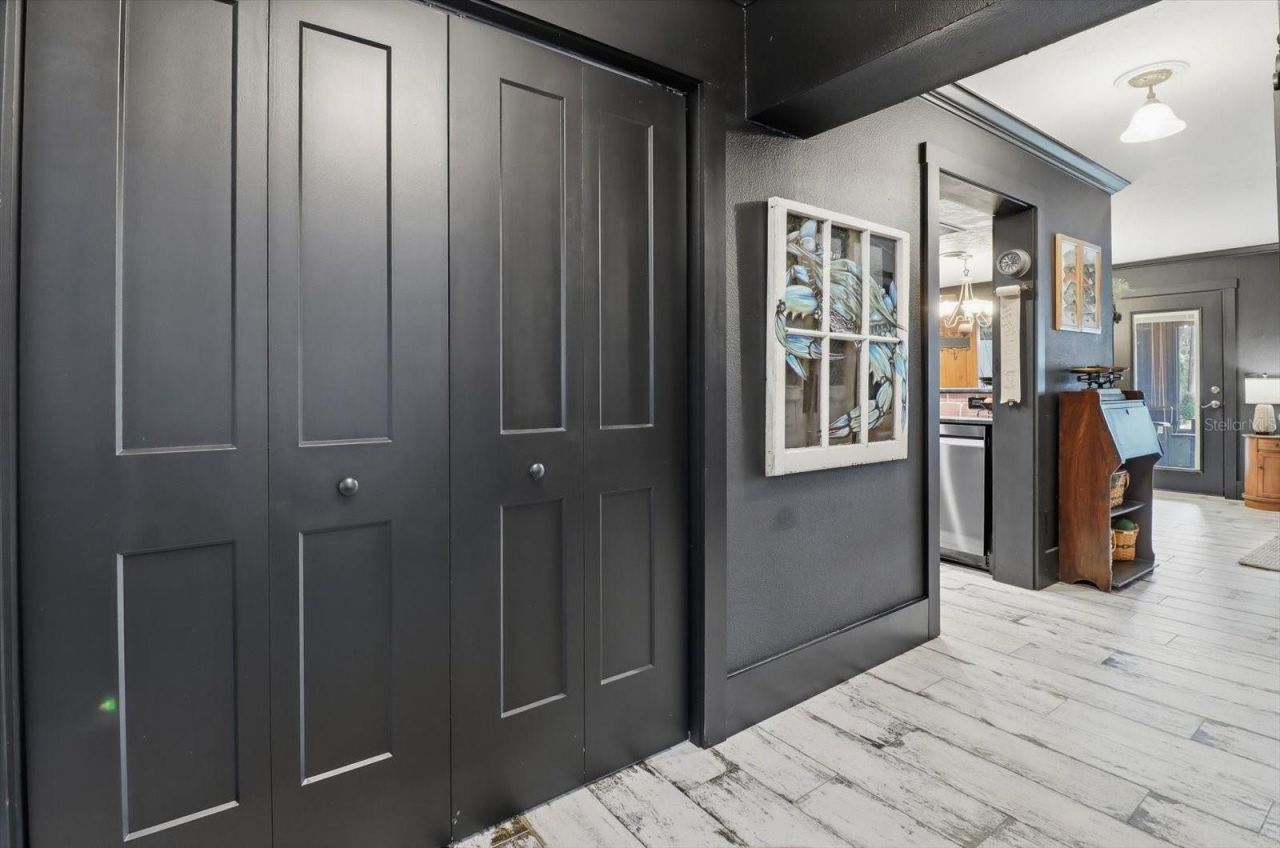 1637 SE Paradise Circle , Unit 204, Crystal River, FL 34429 Photo