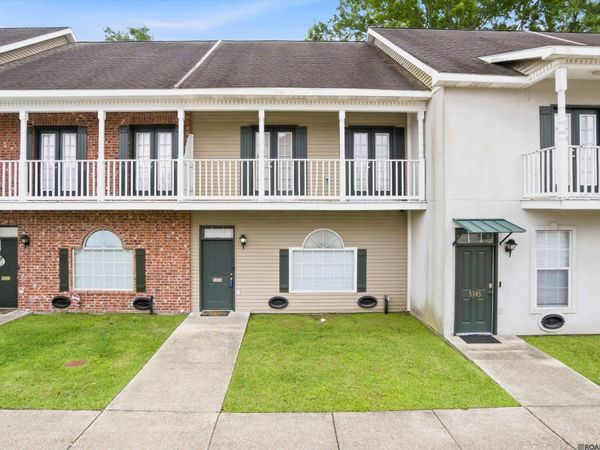 5335 Arlington Ct, Baton Rouge, LA 70820