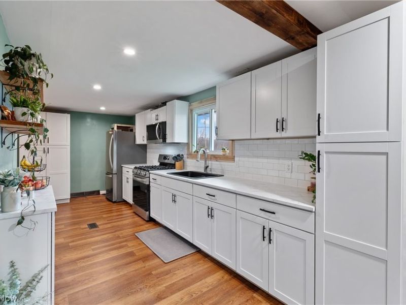 11020 Montgomery Road , Kensington, OH 44427 Photo 10