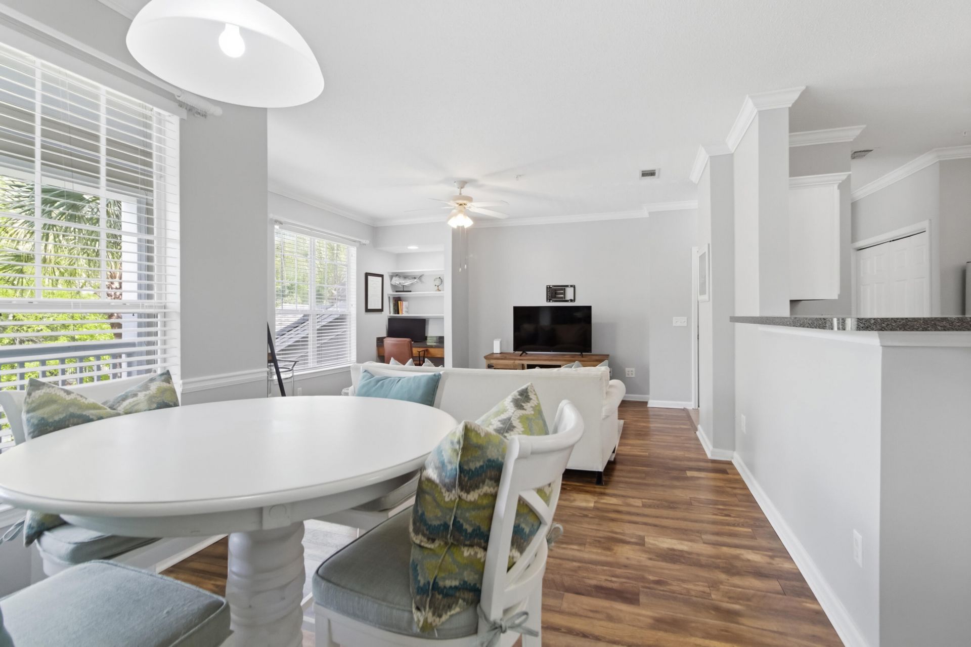 45 Sycamore Avenue Photo 13