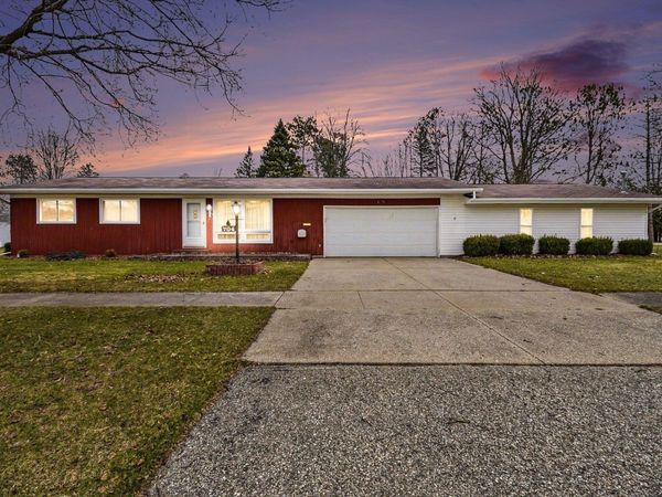 704 Lincoln W, East Tawas, MI 48730