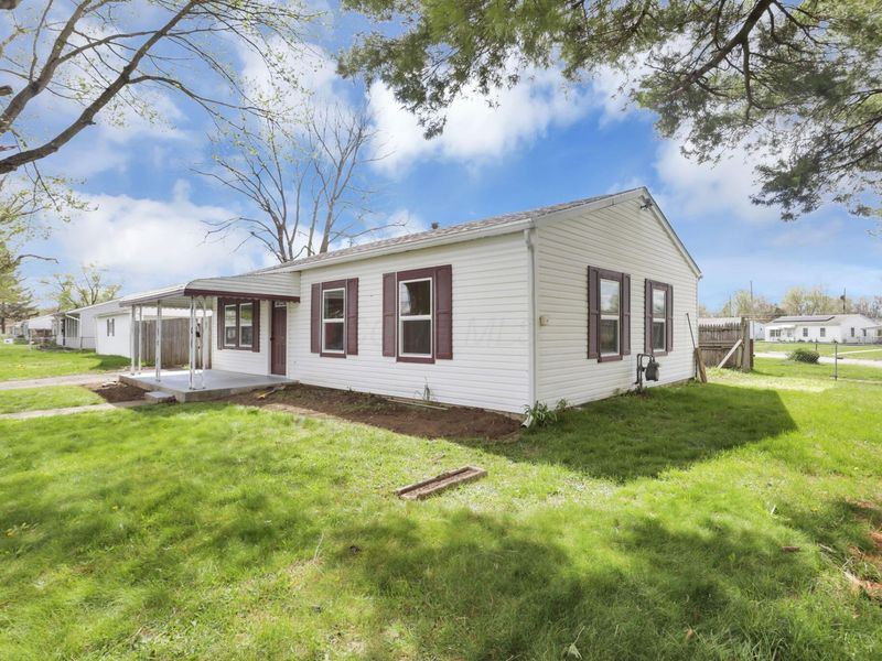 2737 Gibson Drive, Columbus, OH 43207 Photo 2