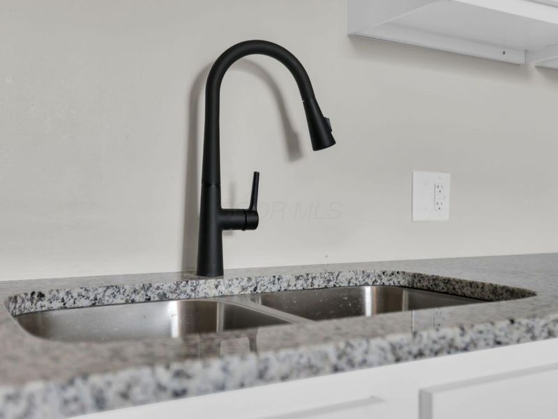 2737 Gibson Drive, Columbus, OH 43207 Photo 21