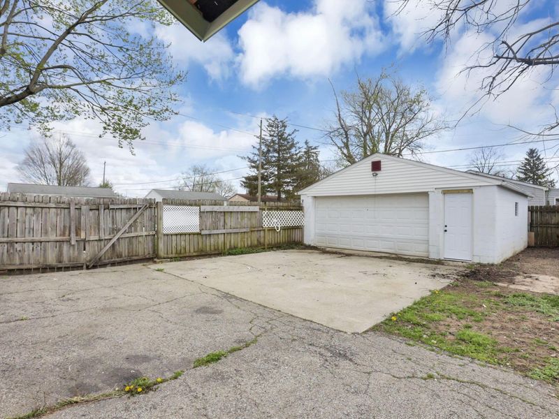 2737 Gibson Drive, Columbus, OH 43207 Photo 36