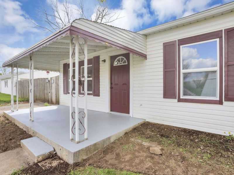 2737 Gibson Drive, Columbus, OH 43207 Photo 6