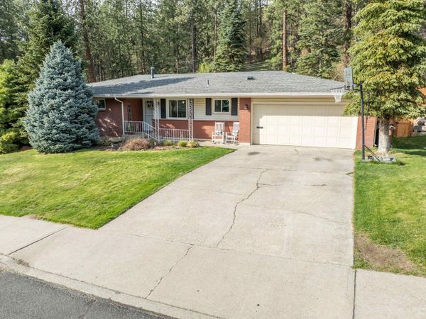 2908 W Weile Ave, Spokane, WA 99208