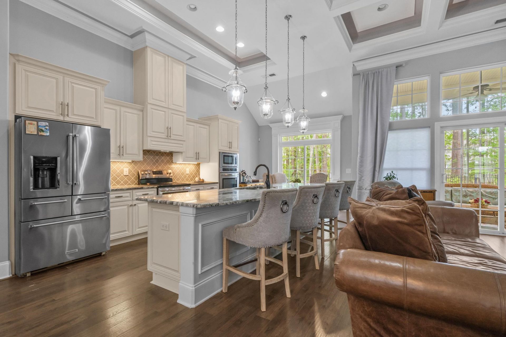 2851 Mcleod Ln.  Photo 17