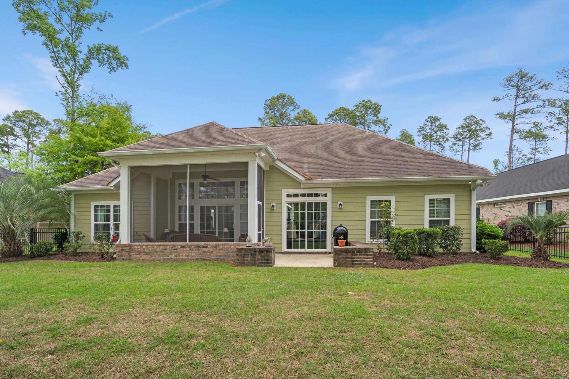 2851 Mcleod Ln.  Photo 30