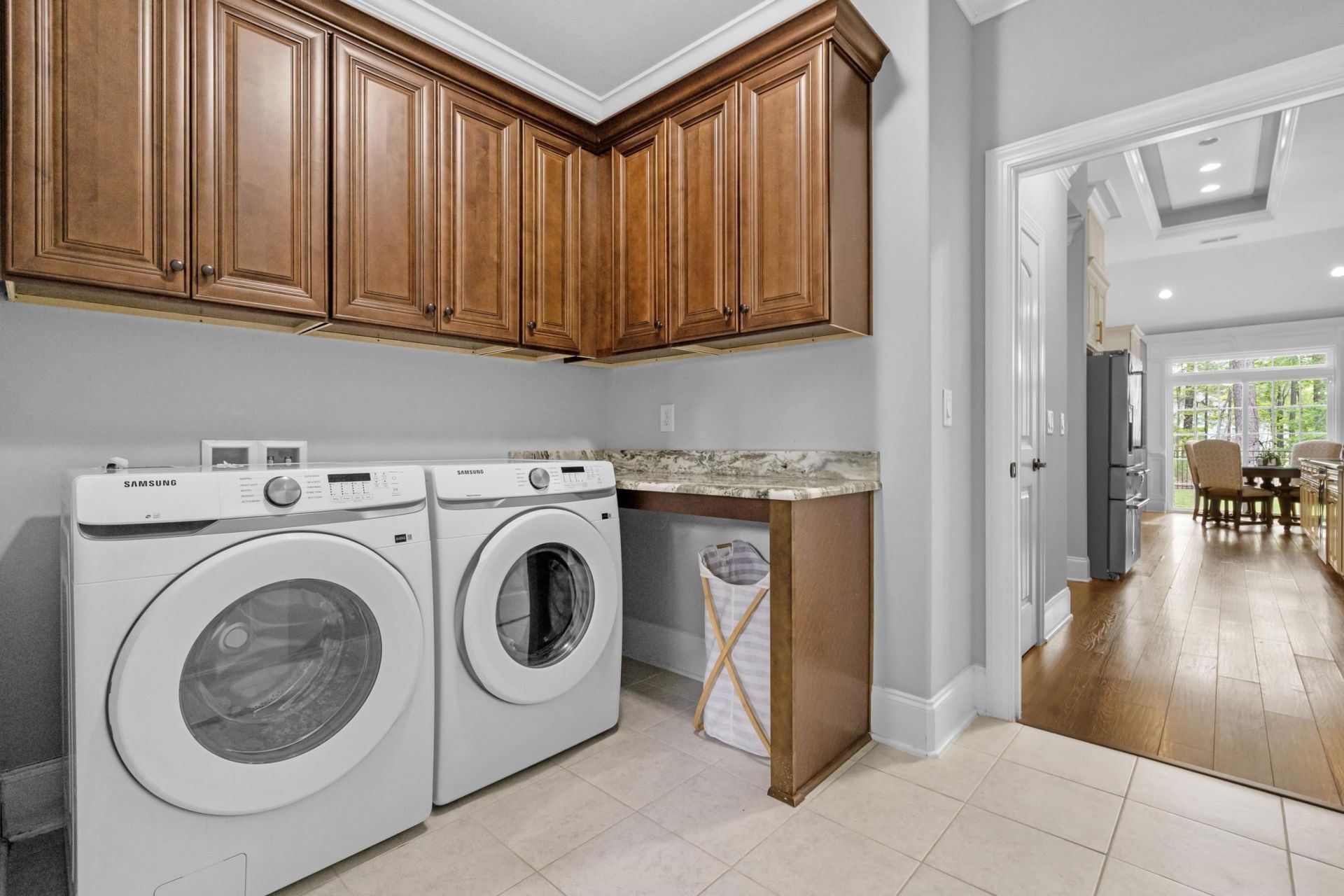 2851 Mcleod Ln.  Photo 44