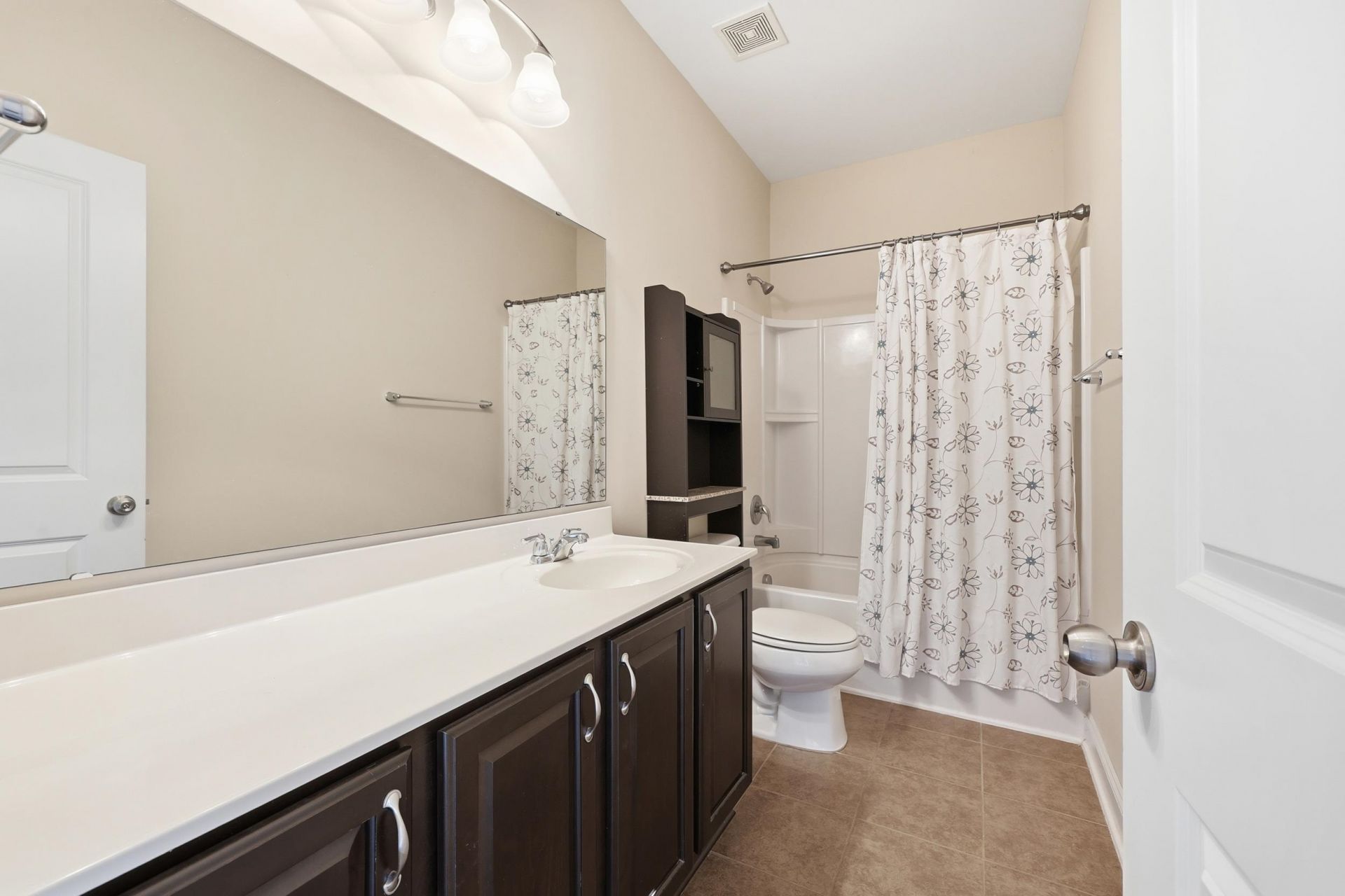 162 Summerlight Dr. Photo 21