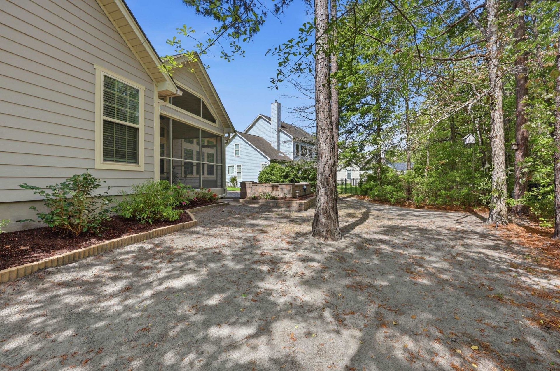 162 Summerlight Dr. Photo 29