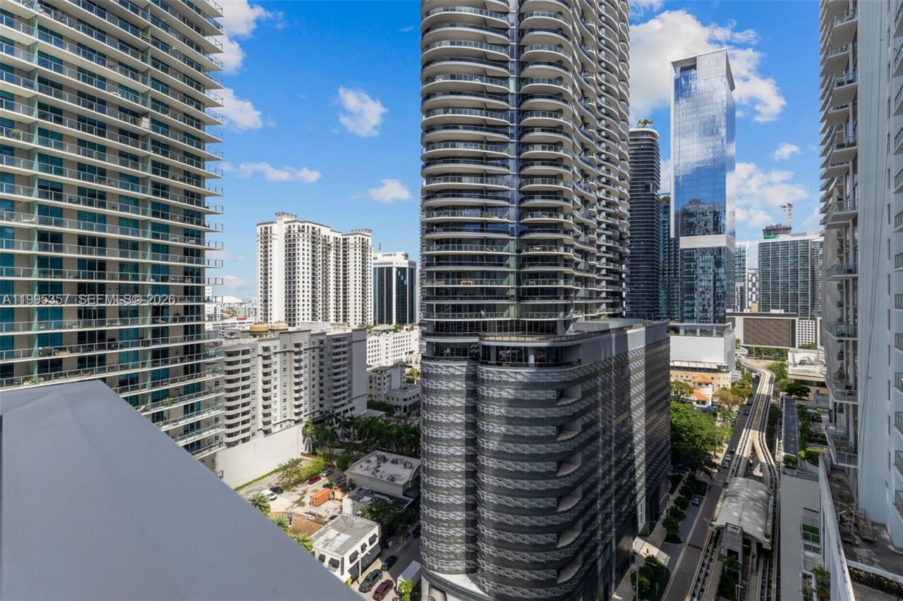 1080 Brickell Ave, Unit 1909, Miami, FL 33131 Photo
