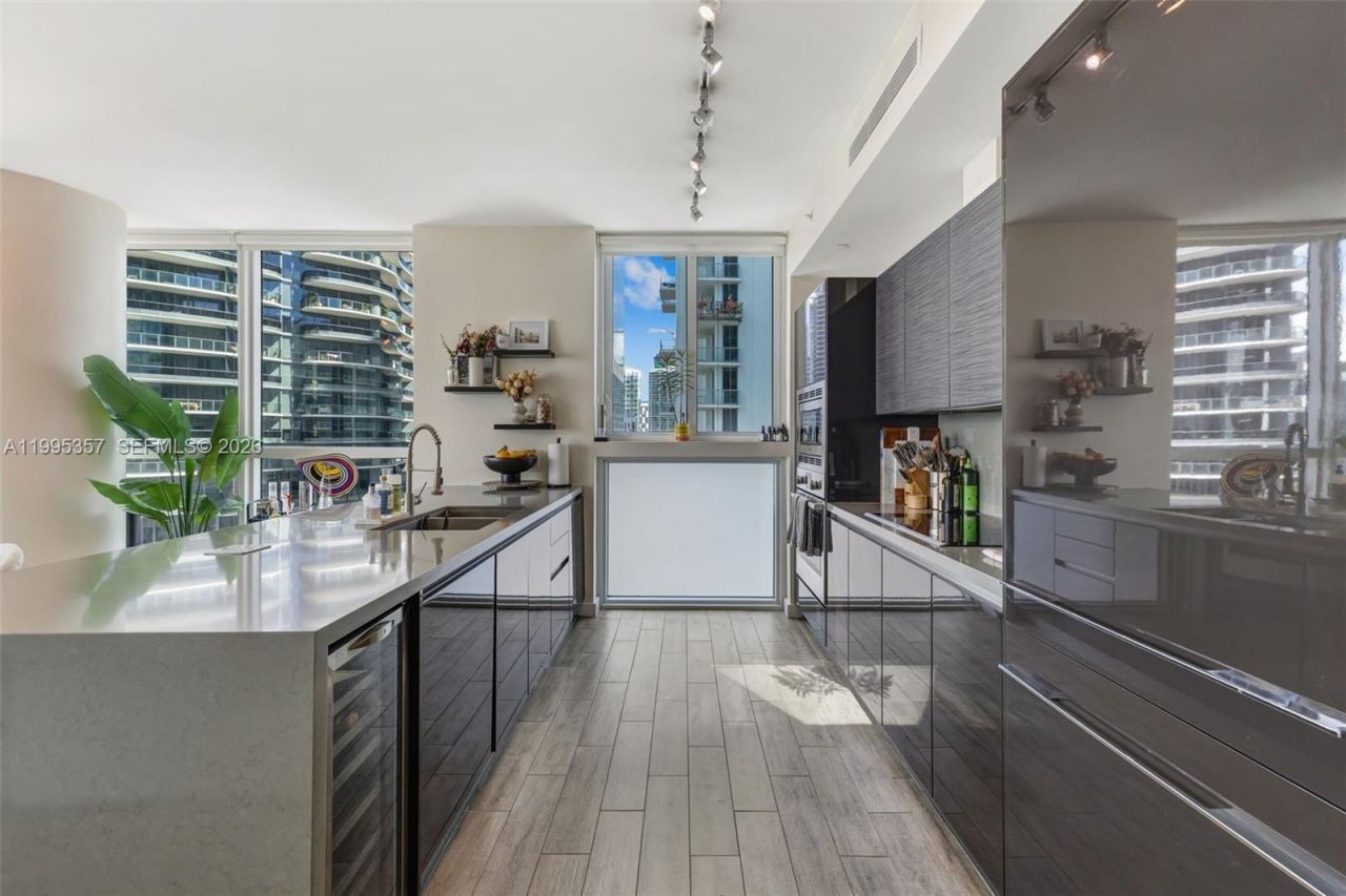 1080 Brickell Ave, Unit 1909, Miami, FL 33131 Photo