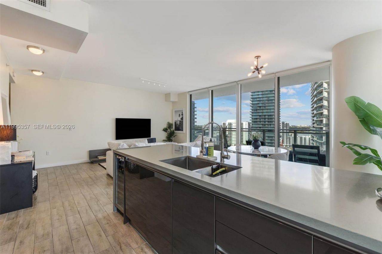 1080 Brickell Ave, Unit 1909, Miami, FL 33131 Photo