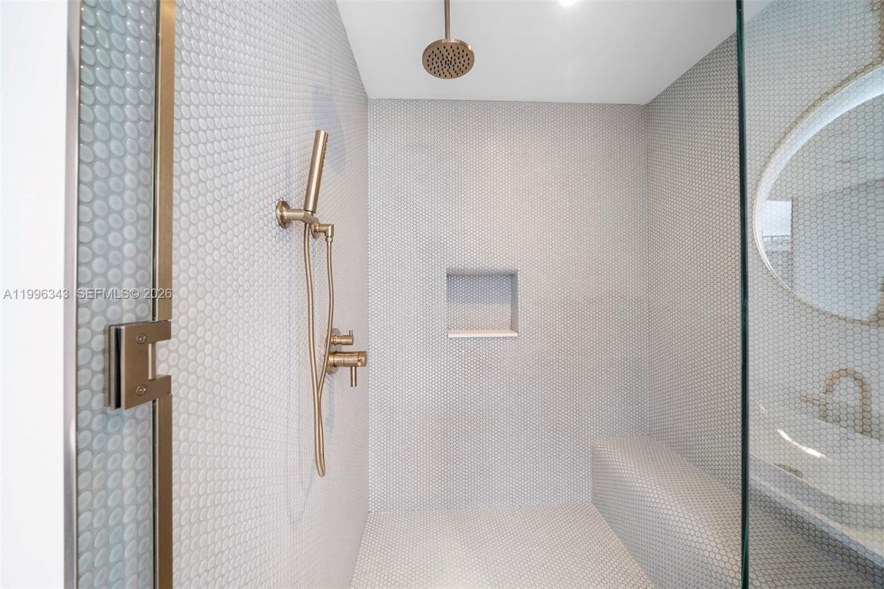 2678 Tigertail Ave , Unit 2006, Coconut Grove, FL 33133 Photo