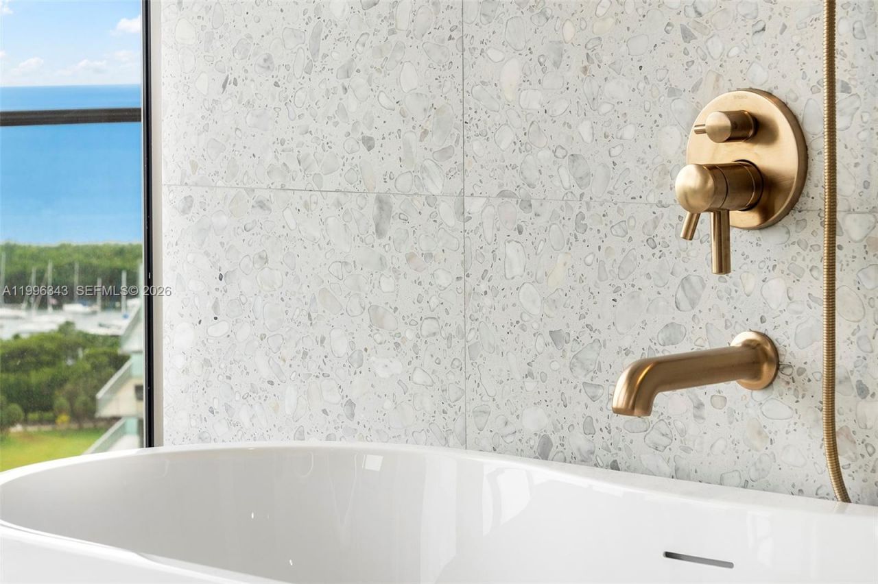 2678 Tigertail Ave , Unit 2006, Coconut Grove, FL 33133 Photo