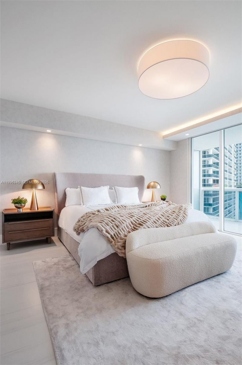 1830 S Ocean Dr, Unit 1501, Hallandale Beach, FL 33009 Photo