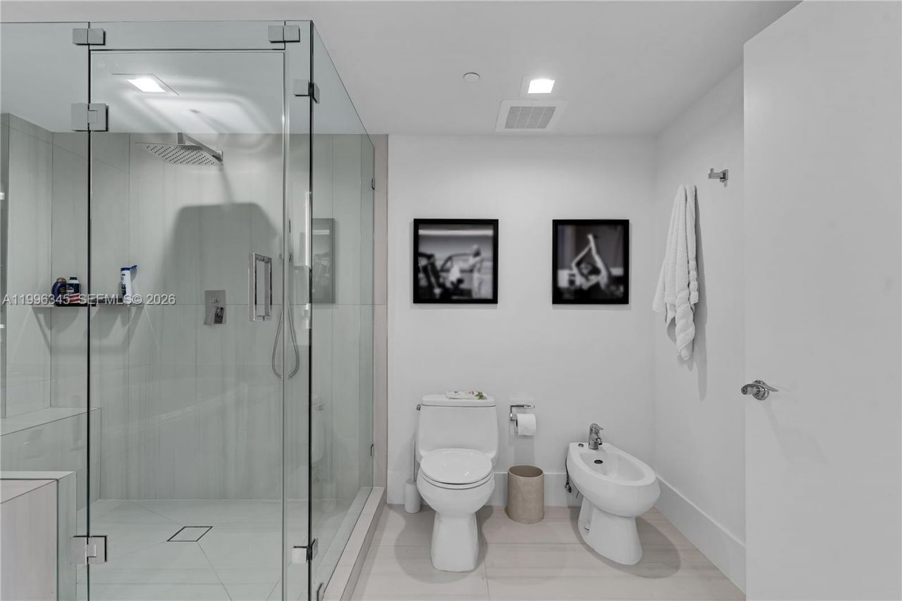 1830 S Ocean Dr, Unit 1501, Hallandale Beach, FL 33009 Photo