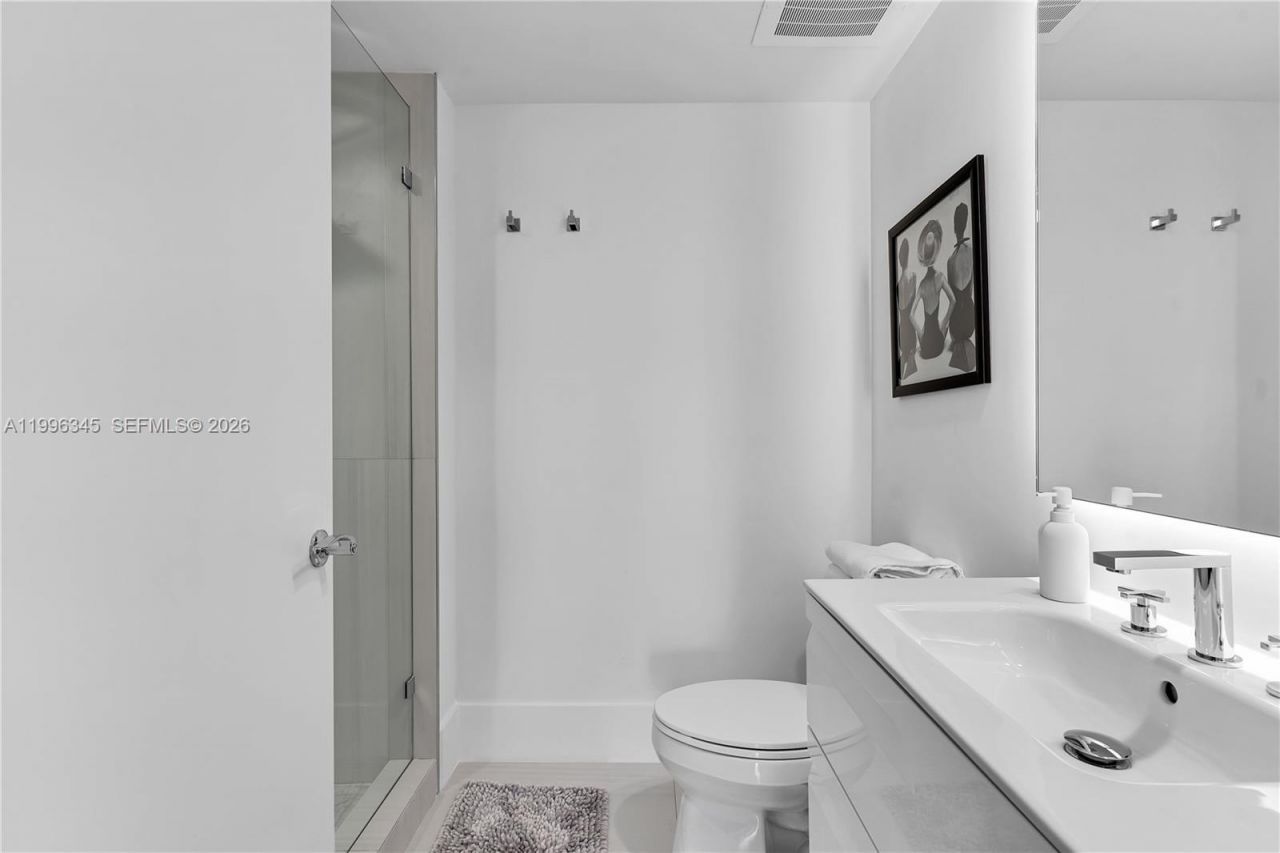 1830 S Ocean Dr, Unit 1501, Hallandale Beach, FL 33009 Photo