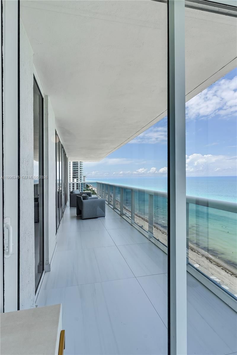 1830 S Ocean Dr, Unit 1501, Hallandale Beach, FL 33009 Photo
