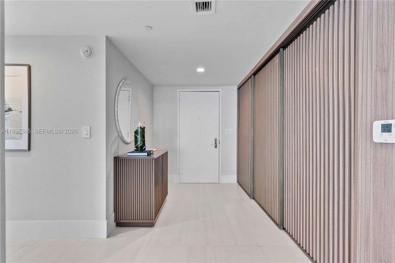 1830 S Ocean Dr, Unit 1501, Hallandale Beach, FL 33009 Photo