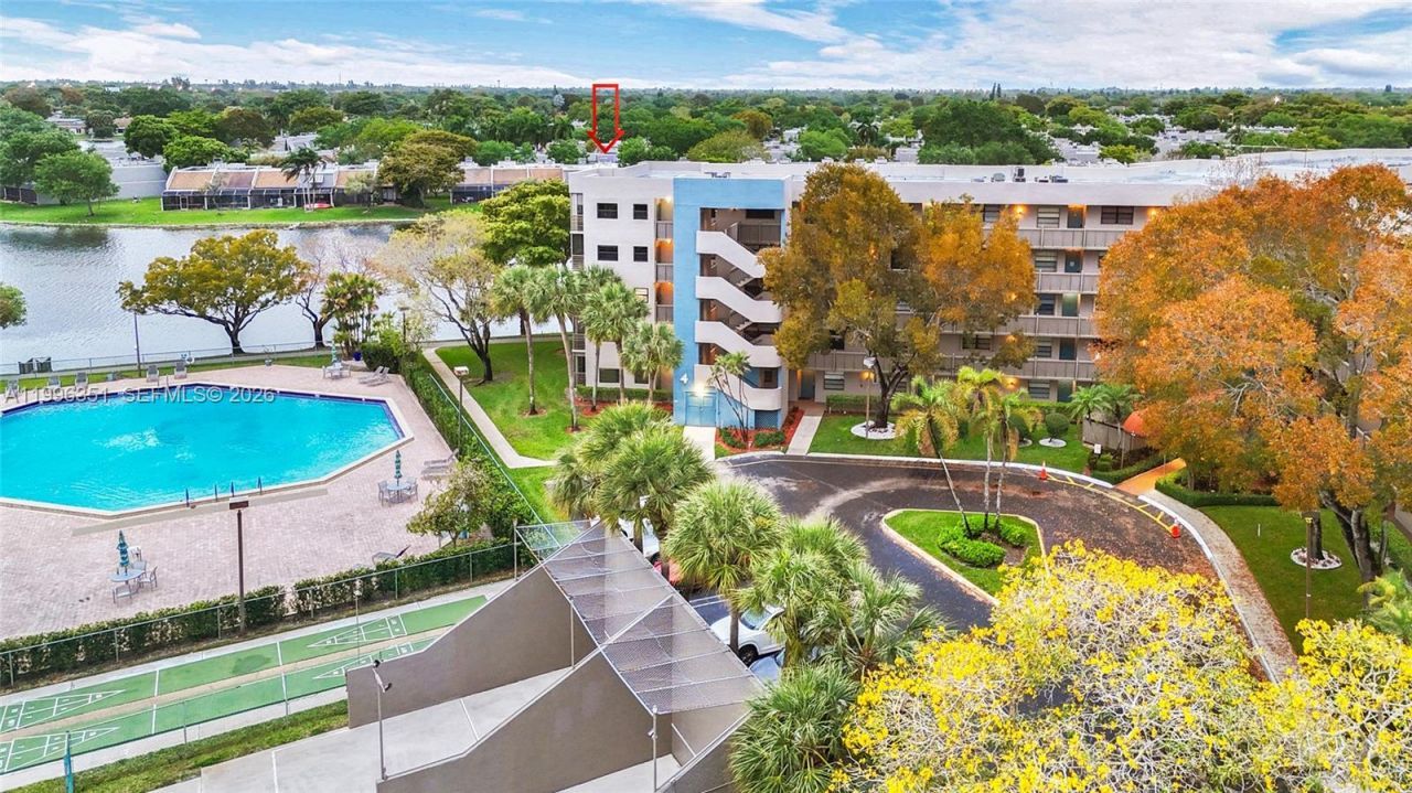 1101 Colony Point Cir , Unit 301, Pembroke Pines, FL 33026 Photo