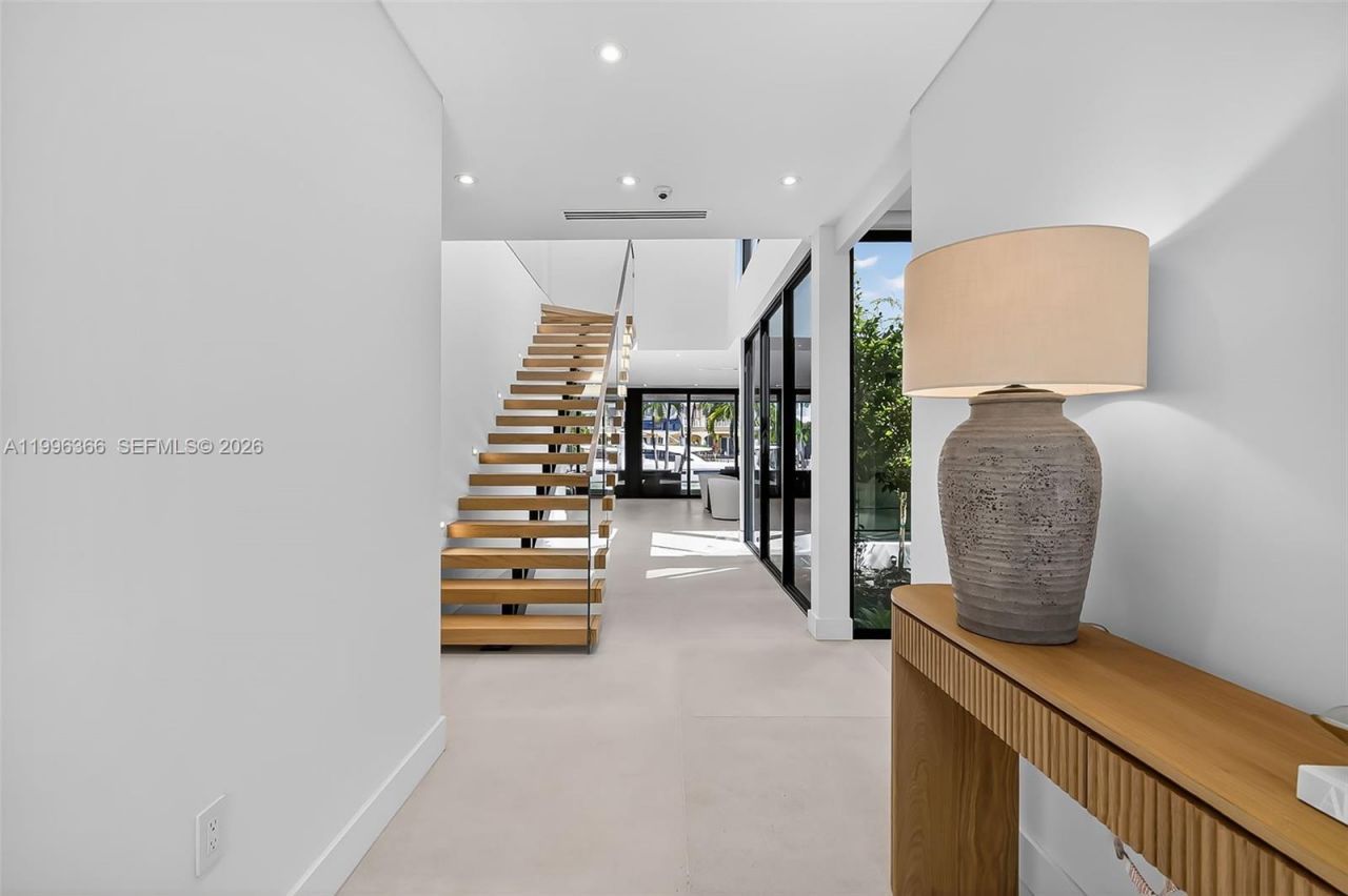 620 Solar Isle Dr , Fort Lauderdale, FL 33301 Photo