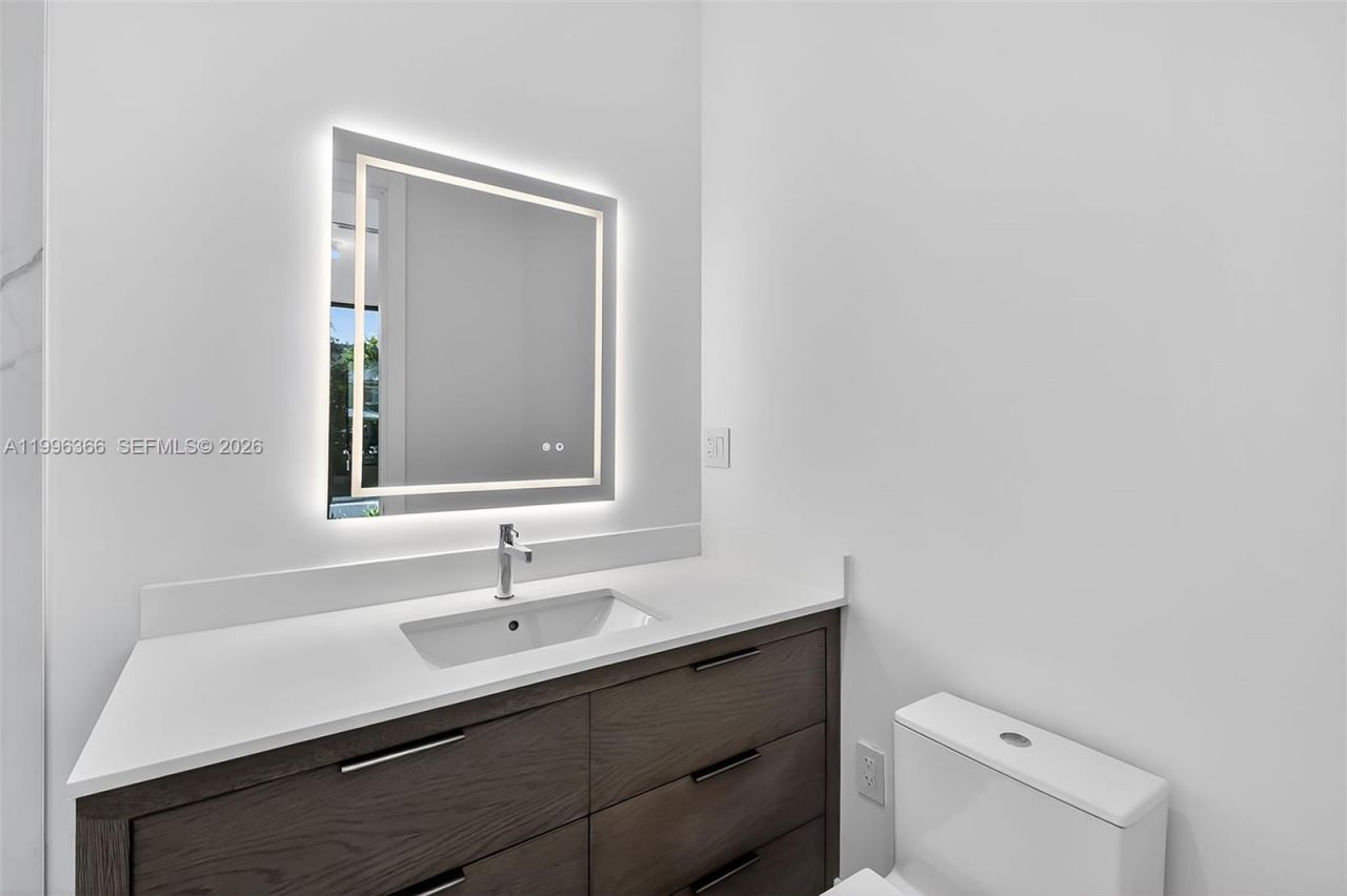 620 Solar Isle Dr , Fort Lauderdale, FL 33301 Photo