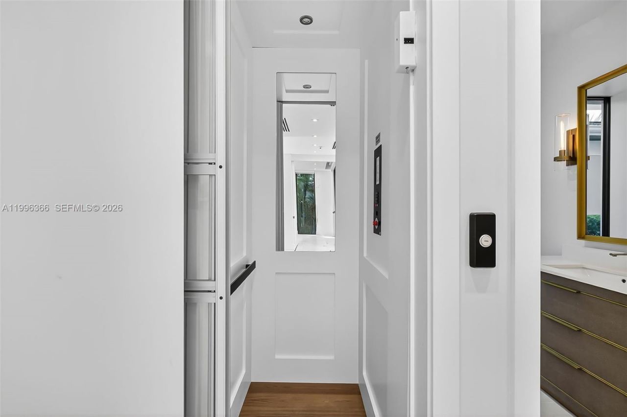 620 Solar Isle Dr , Fort Lauderdale, FL 33301 Photo