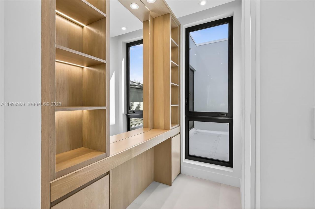 620 Solar Isle Dr , Fort Lauderdale, FL 33301 Photo