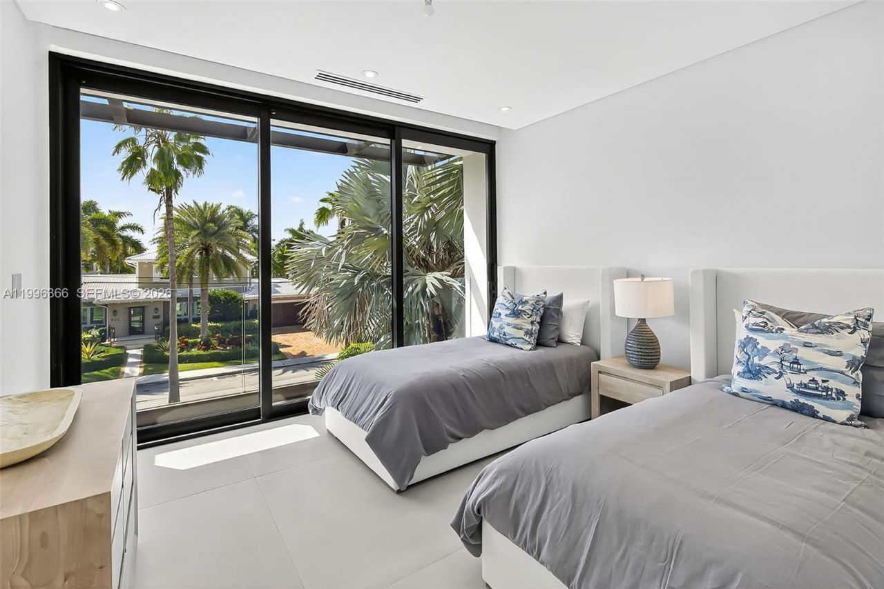 620 Solar Isle Dr , Fort Lauderdale, FL 33301 Photo