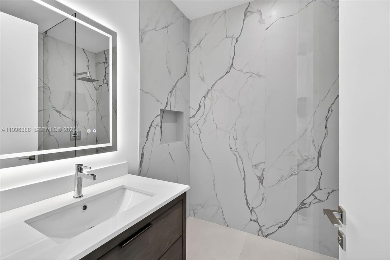 620 Solar Isle Dr , Fort Lauderdale, FL 33301 Photo