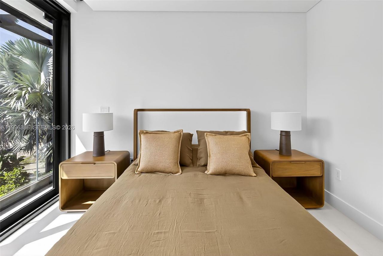 620 Solar Isle Dr , Fort Lauderdale, FL 33301 Photo