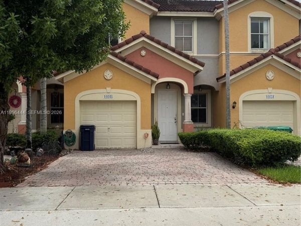16648 SW 83rd Ln, Unit 16648, Miami, FL 33193