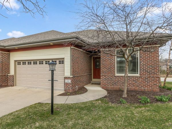22 Windswept Way, Fitchburg, WI 53719