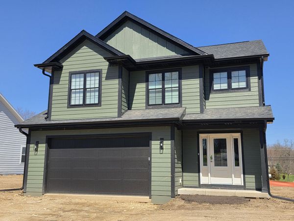 W3528 Park Dr, Geneva, WI 53147