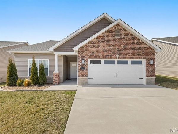 617 Dogwood Lane , Farmington, MO 63640