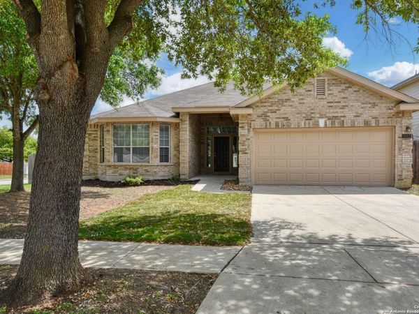 8811 Redwood Bend, Helotes, TX 78023