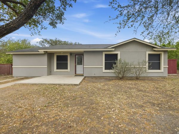 5911 Middlefield, San Antonio, TX 78242