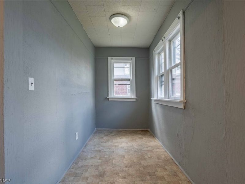 341 E Archwood Avenue, Akron, OH 44301 Photo 14