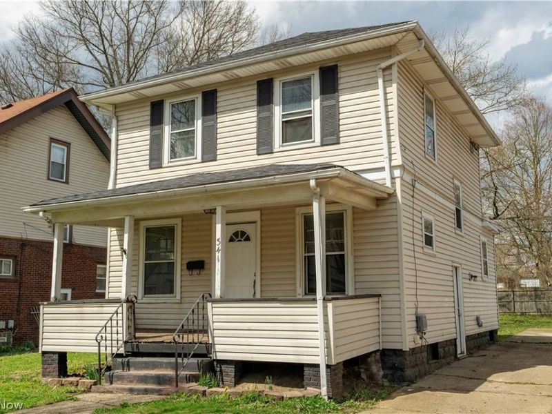 341 E Archwood Avenue, Akron, OH 44301 Photo 2